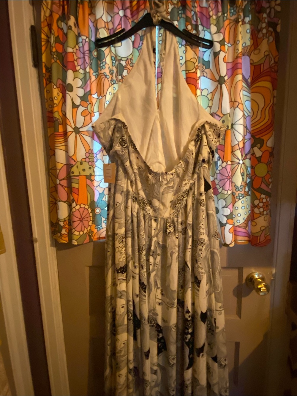 Unique Vintage Cream & Black Halter Maxi Dress 70s ladies NWT no belt - Picture 10 of 12